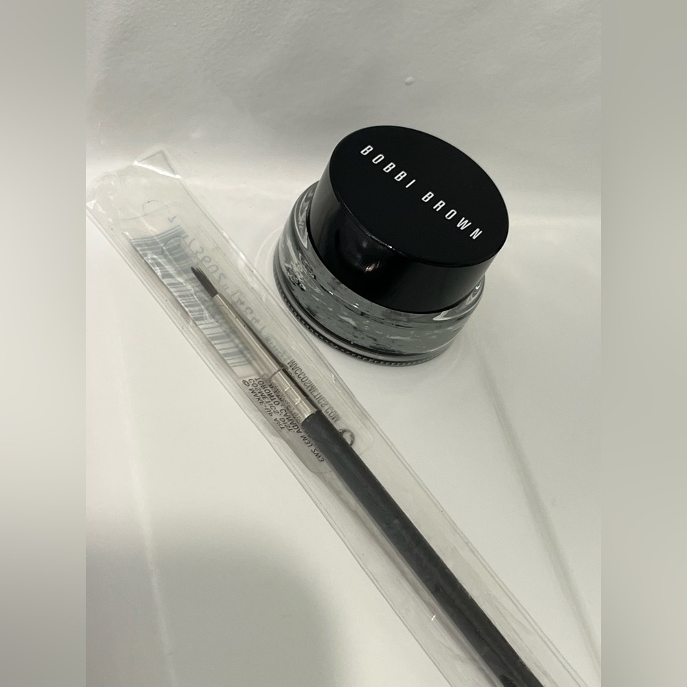Bobbi Brown set of cosmetics - Picture 8 of 9